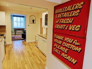 Traditional Georgian Apartment in Central London