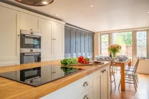 In heart of famous picturesque village - Dedham's Old Post Office - Manningtree