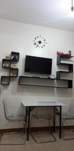 1Bedroom Fully Furnished with Netflix & Free Wifi in Trees Residences