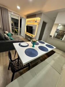 Apartamento perto da praia com piscina !