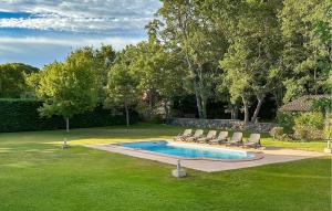 Lovely Home In St Cannat