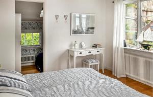 Nice Home In Bovallstrand With Kitchen