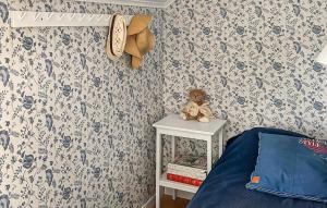 Nice Home In Bovallstrand With Kitchen