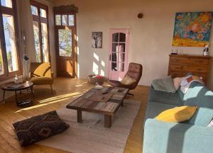 Rosas märchenhafte Finca mit Pool