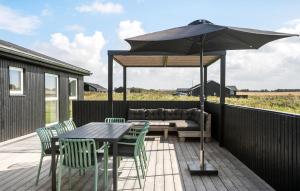 Beautiful Home In Løkken With Wifi