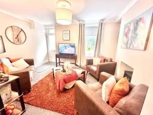 Heritage Town Welsh Cottage - Abertillery