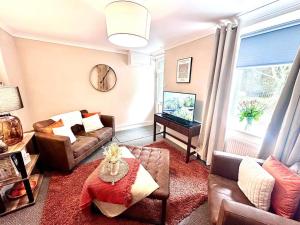 Heritage Town Welsh Cottage