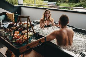 Deluxe Suite with Spa Bath room in Spa Residence Seibold
