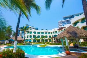 Playa Caracol Hotel & Spa