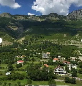 Cabina Boge Albania - Razëm