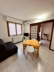 Comfort Apartment by Ale & Luca