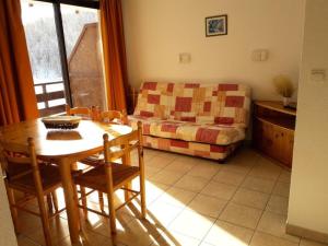 Appartements Residence Gardette - Joli T2 Cosy de 6 couchages a Reallon A24 MAE-8561 : photos des chambres