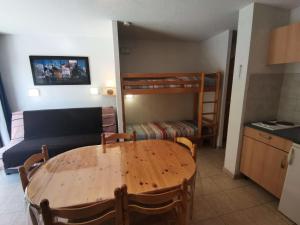 Appartements Residence Gardette - Agreable T2 6 couchages avec wifi a Reallon A11 MAE-8601 : photos des chambres