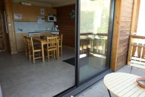 Appartements Residence Joubelle - Vue magnifique dans ce T3 de 6 couchages a Reallon JOUB9-2 MAE-8611 : photos des chambres