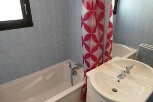 Appartements Residence Joubelle - Vue magnifique dans ce T3 de 6 couchages a Reallon JOUB9-2 MAE-8611 : photos des chambres