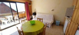 Appartements Residence Joubelle - Appartement 6 personnes cosy dans chalet a Reallon JOUB1-6 MAE-8651 : photos des chambres