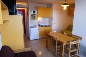 Appartements Residence Aurans - Joli T2 centre station 6 couchages a Reallon 340A MAE-8771 : photos des chambres