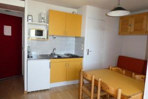 Appartements Residence Aurans - Joli T2 centre station 6 couchages a Reallon 340A MAE-8771 : photos des chambres