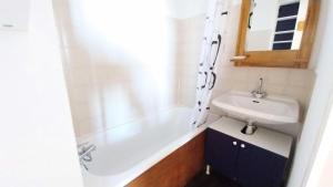 Appartements Residence Aurans - Joli T2 centre station 6 couchages a Reallon 340A MAE-8771 : photos des chambres