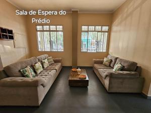 Apt Centro 2 quartos 2 banheiros com garagem