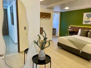 122 Plaza Apartahotel