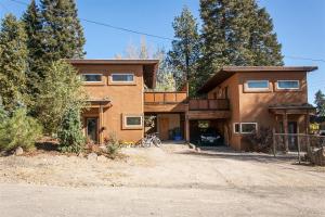 Bluebird Day - Casa Luna