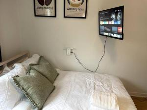 The Mini Apartment on Richer