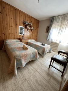 Amplio y Comodo Chalet en Zaragoza con piscina y tenis
