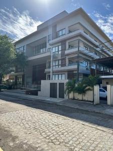 Apartamento térreo com piscina beira mar de Porto de Galinhas