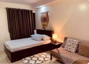 Cozy and spacious executive condo