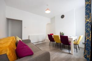 Manor Terrace Retreat