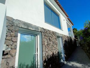 Casa dos Castanheiros - The White Cottage
