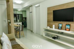 In Mare Bali Flat Fiji by Qavi