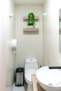 Cute and Efficient close to Antigua Guatemala Exit H6