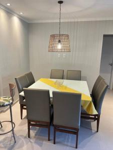 Cobertura 402- 2 Dormitórios Praia de Bombas