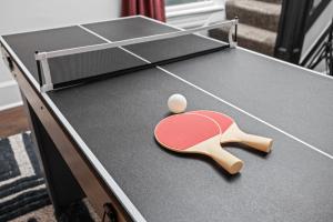 Beautiful House near downtown and fountain square 4BD BBQ Games FirePit