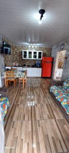 Casa com Piscina 350m do mar