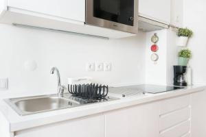 Beautiful Studio in Historic Alfama