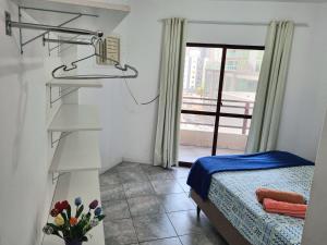 UMA QUADRA E MEIA DO MAR Ar Wifi Smart TV