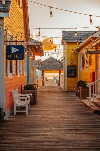 Valentines Resort & Marina