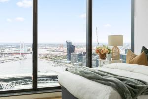 A Cozy 2BR Apt with Harbour Views FREE Parking