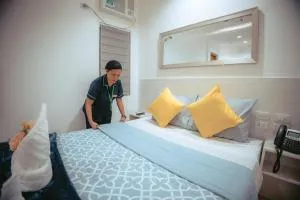 Graham Hotels & Suites - Mining