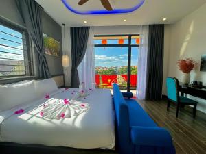 PHỐ CHỢ ĐÊM Villa - Near Hoi An Old Town 200m