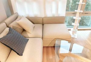 Elegant Stay in Seouls Vibrant Core!