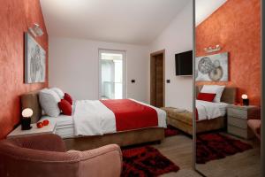 Mediterranean Villa Anatai with sauna & tennis court