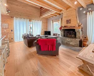 Chalets Maison Style Chalet 4 etoiles avec Jacuzzi- La Serenite de Sailhan : photos des chambres