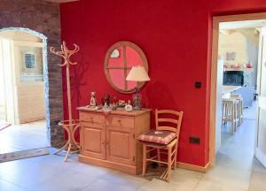 Chalets Maison Style Chalet 4 etoiles avec Jacuzzi- La Serenite de Sailhan : photos des chambres