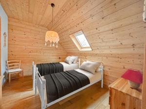 Chalets Maison Style Chalet 4 etoiles avec Jacuzzi- La Serenite de Sailhan : photos des chambres