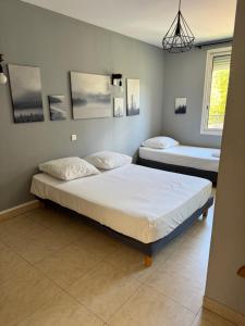 Villa piscine confort, barbecue