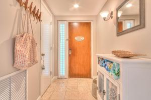 Oceanfront Paradise At Sea Fire Condos - 5B